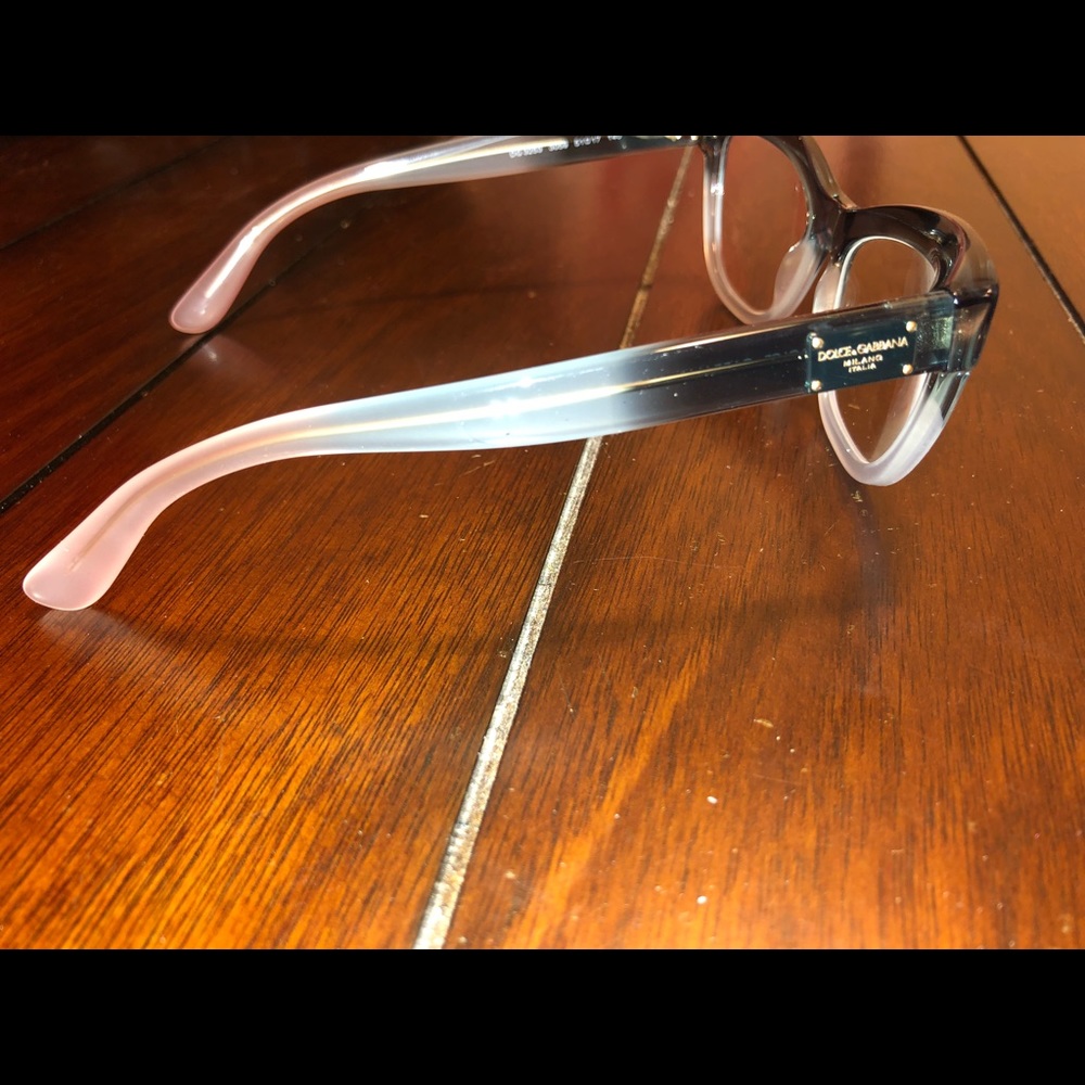 Glasses - Picture 3 of 6